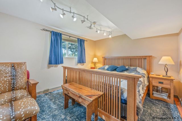 7425 WILLSHIRE BLVD, Cheyenne, WY 82009