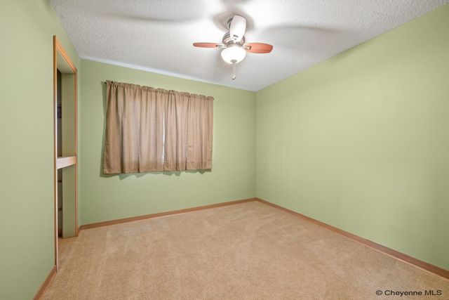 7425 WILLSHIRE BLVD, Cheyenne, WY 82009