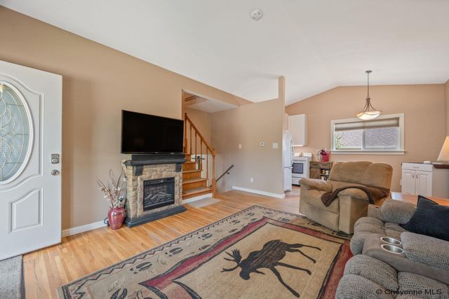 7425 WILLSHIRE BLVD, Cheyenne, WY 82009
