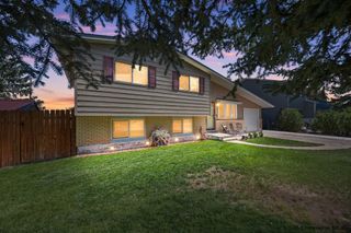 7425 WILLSHIRE BLVD, Cheyenne, WY 82009