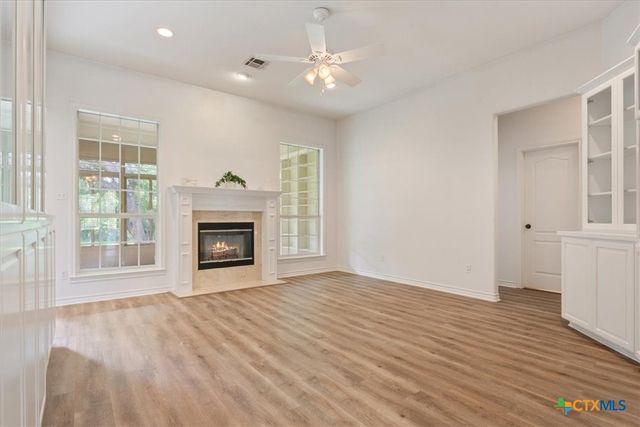 901 Salado Oaks Drive, Salado, TX 76571