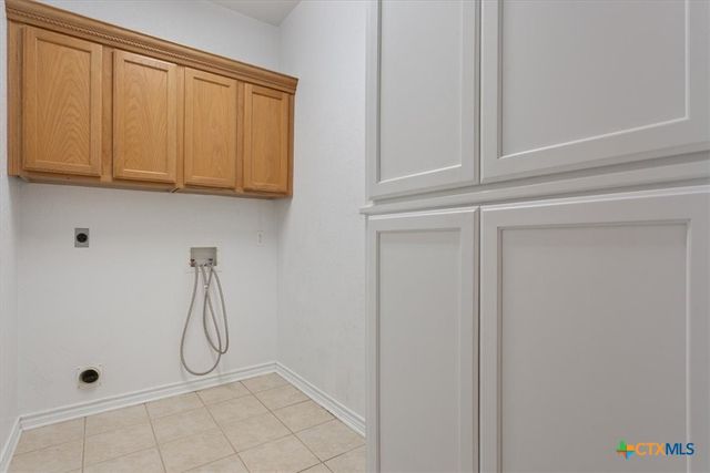 901 Salado Oaks Drive, Salado, TX 76571
