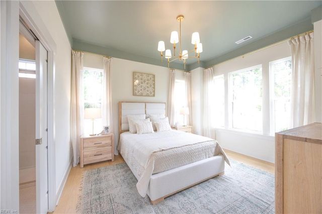 201 Hodges Rd, Chesapeake, VA 23322