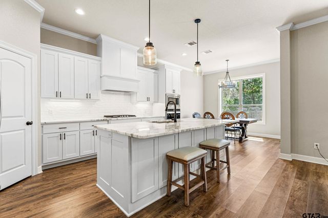 1846 Rocky Mountain Lane, Tyler, TX 75703