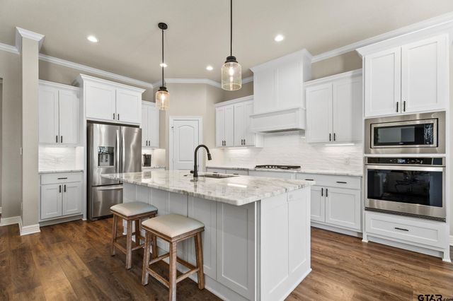 1846 Rocky Mountain Lane, Tyler, TX 75703
