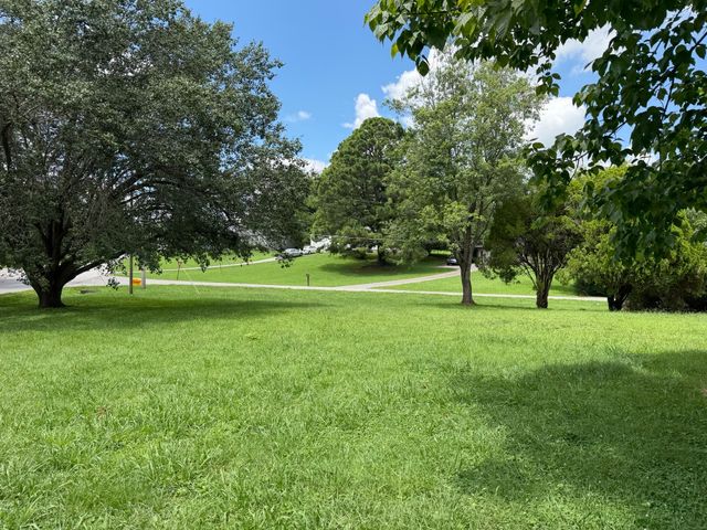 1201 Raby Ave, Shelbyville, TN 37160