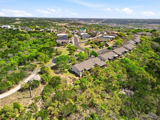 1044 Edinburgh, Kerrville, TX 78028