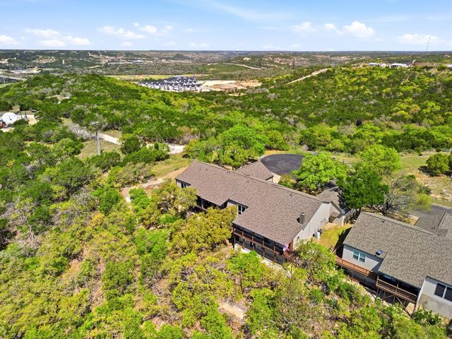 1044 Edinburgh, Kerrville, TX 78028