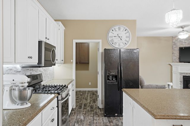 3903 DEERFOOT WAY, Columbia, MO 65203