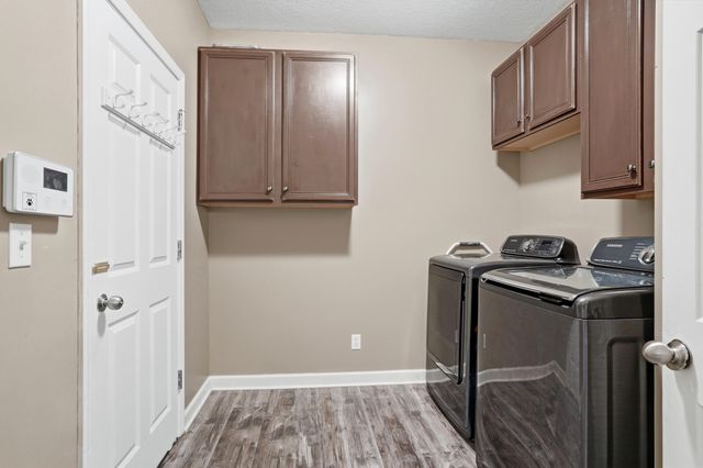 3903 DEERFOOT WAY, Columbia, MO 65203