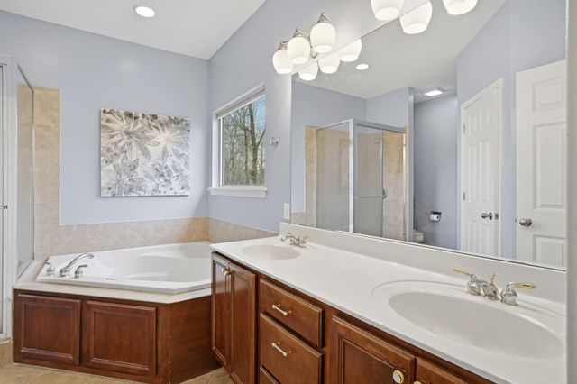 3903 DEERFOOT WAY, Columbia, MO 65203