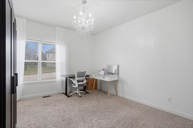 3903 DEERFOOT WAY, Columbia, MO 65203