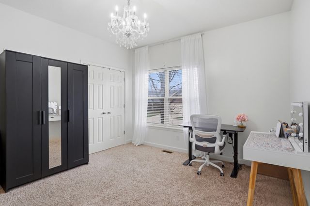 3903 DEERFOOT WAY, Columbia, MO 65203