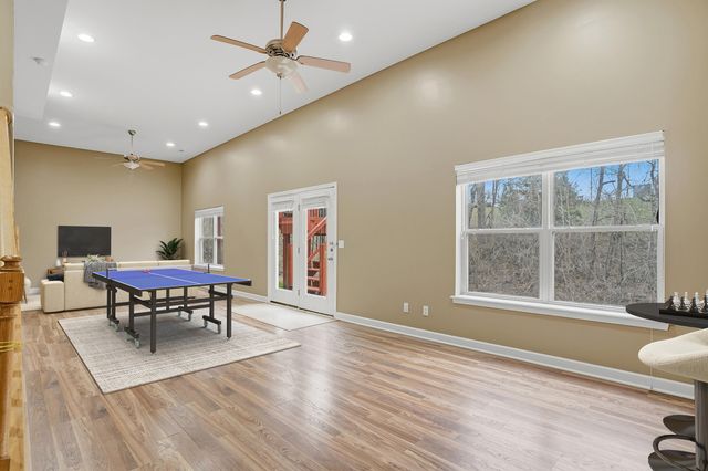 3903 DEERFOOT WAY, Columbia, MO 65203