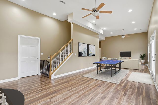 3903 DEERFOOT WAY, Columbia, MO 65203