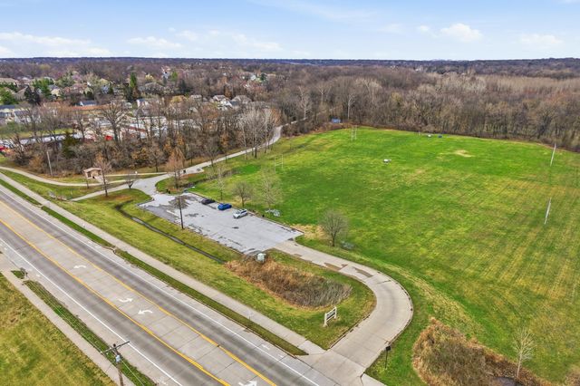 3903 DEERFOOT WAY, Columbia, MO 65203