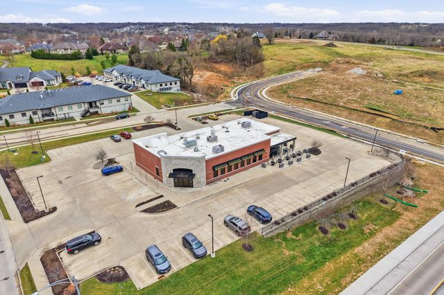 3903 DEERFOOT WAY, Columbia, MO 65203