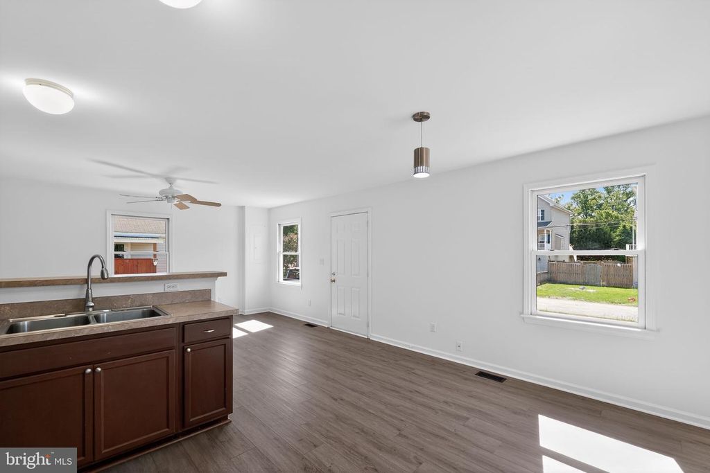 Image 14 of property listing at 13218 RIVERVAN AVE, Middle River, MD 21220