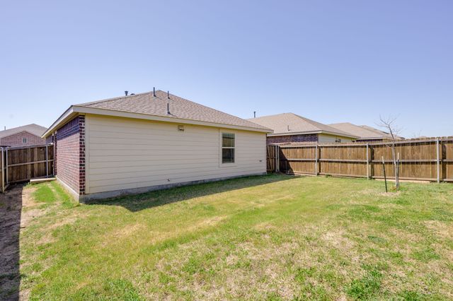 14037 Haggerston Drive, Pilot Point, TX 76258