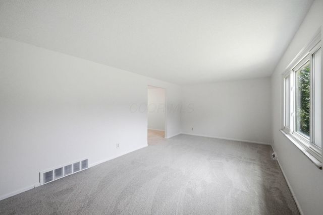 180 Landover Road, Columbus, OH 43230