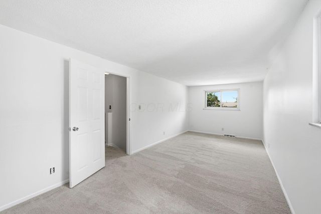 180 Landover Road, Columbus, OH 43230