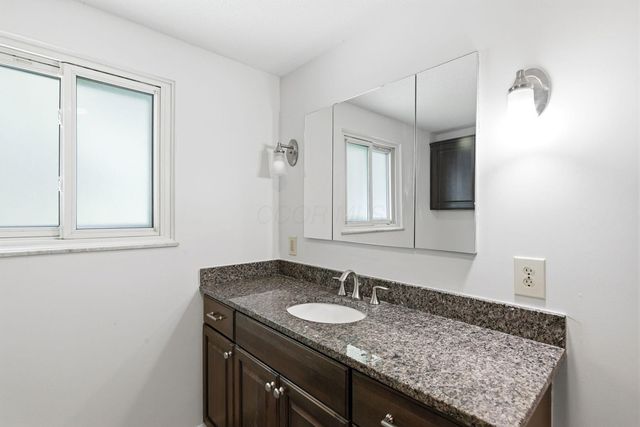 180 Landover Road, Columbus, OH 43230