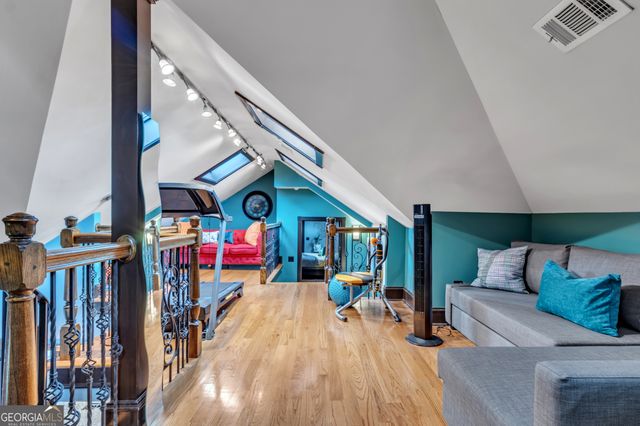 586 Auburn Avenue NE, Atlanta, GA 30312