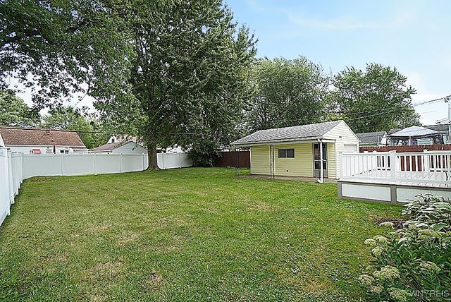 25 Bellinger Drive, Tonawanda, NY 14150