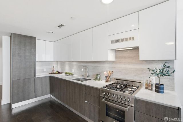 8 Buchanan Street 806, San Francisco, CA 94102