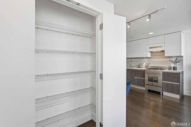 8 Buchanan Street 806, San Francisco, CA 94102