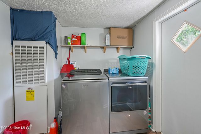171 Oyster Lane, Hubert, NC 28539
