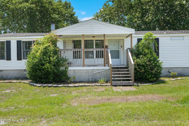 171 Oyster Lane, Hubert, NC 28539
