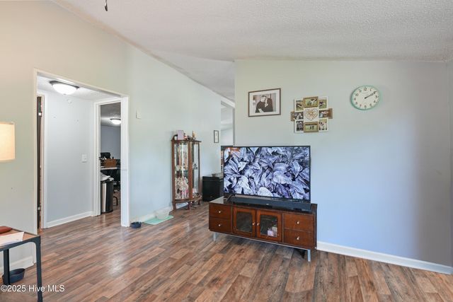 171 Oyster Lane, Hubert, NC 28539