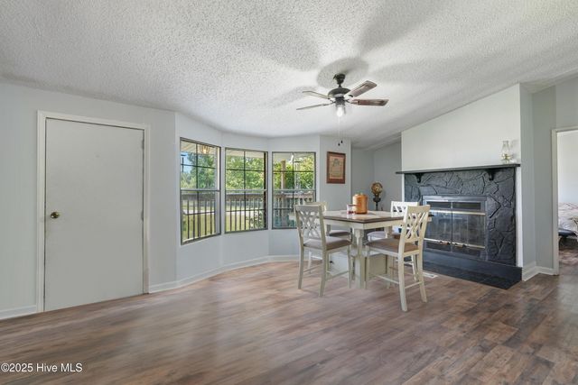 171 Oyster Lane, Hubert, NC 28539