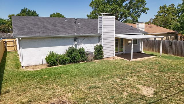 1915 Lavon Creek Lane, Arlington, TX 76006