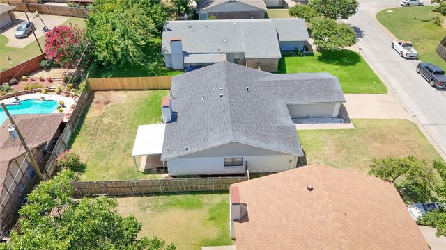 1915 Lavon Creek Lane, Arlington, TX 76006