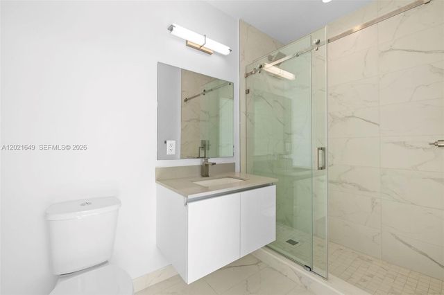 101 Diplomat Pkwy 204, Hallandale Beach, FL 33009