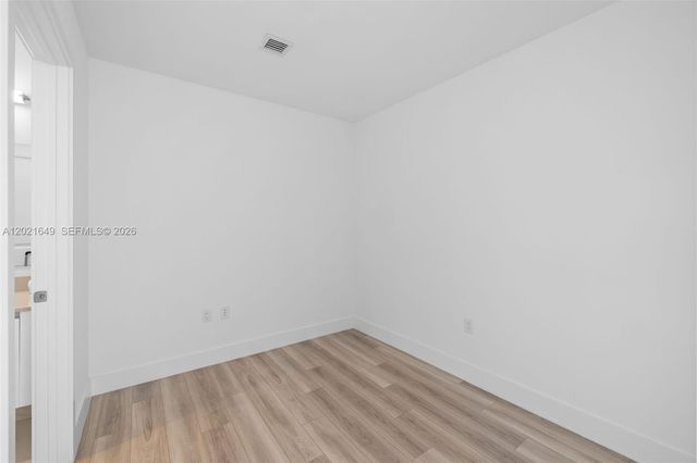 101 Diplomat Pkwy 204, Hallandale Beach, FL 33009