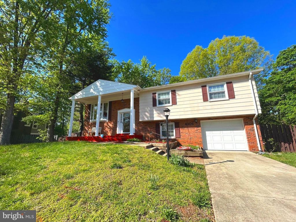 4306 ELDORADO DR, Woodbridge, VA 22193