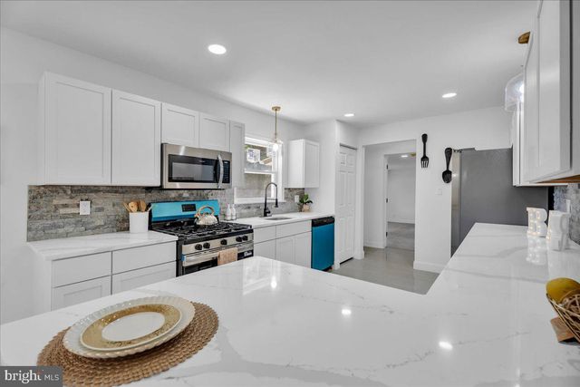 3 MORNINGSIDE DR, Millville, NJ 08332