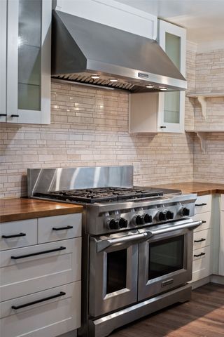 4006 Hollow Oak Drive, Euless, TX 76040