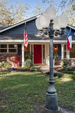 4006 Hollow Oak Drive, Euless, TX 76040