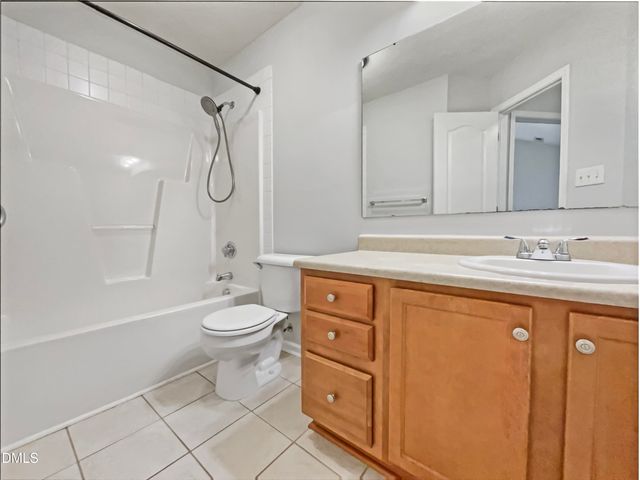 1451 Avoncroft Drive, Fayetteville, NC 28306