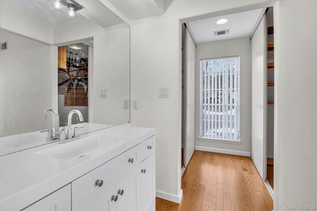 289 Glen Drive, Ridge, NY 11961