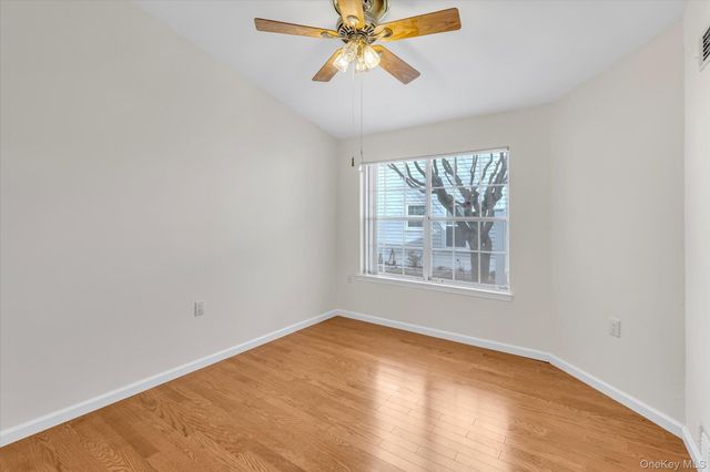 289 Glen Drive, Ridge, NY 11961