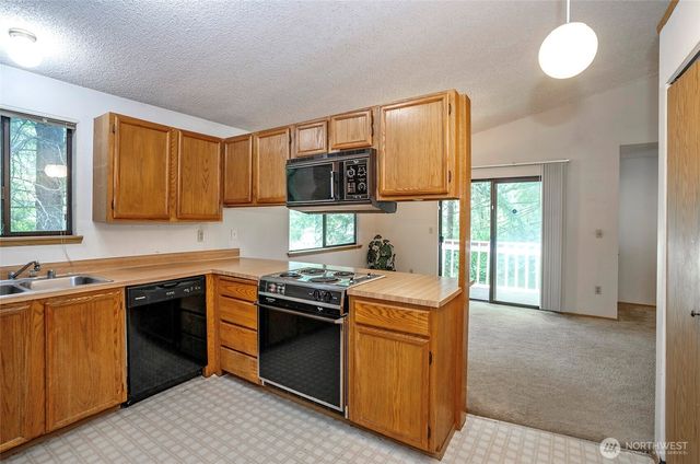 5208 63rd Avenue Ct W, University Place, WA 98467