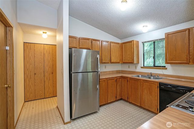 5208 63rd Avenue Ct W, University Place, WA 98467