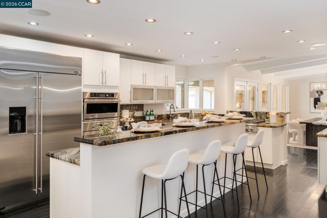 2002 Diablo Rd, Danville, CA 94506