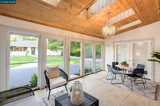 2002 Diablo Rd, Danville, CA 94506