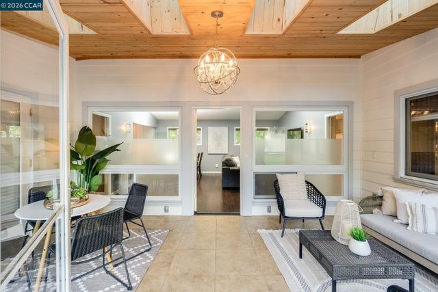 2002 Diablo Rd, Danville, CA 94506